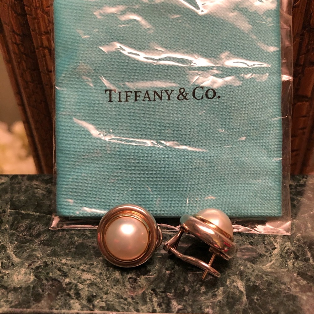 Tiffany pearl pierced earrings